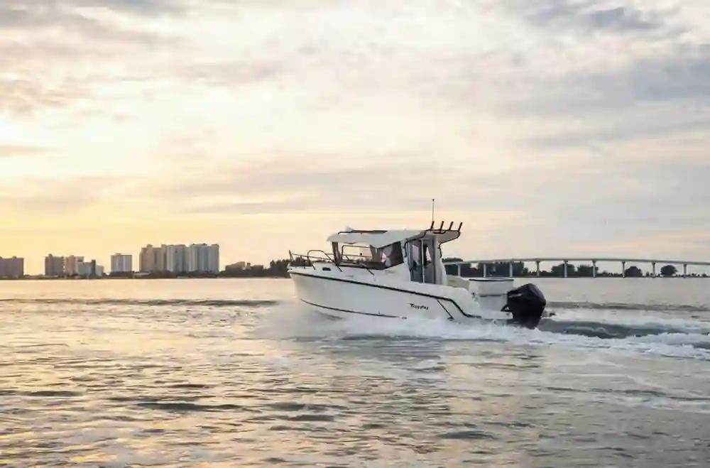 Bayliner T25 Pilothouse For Sale
