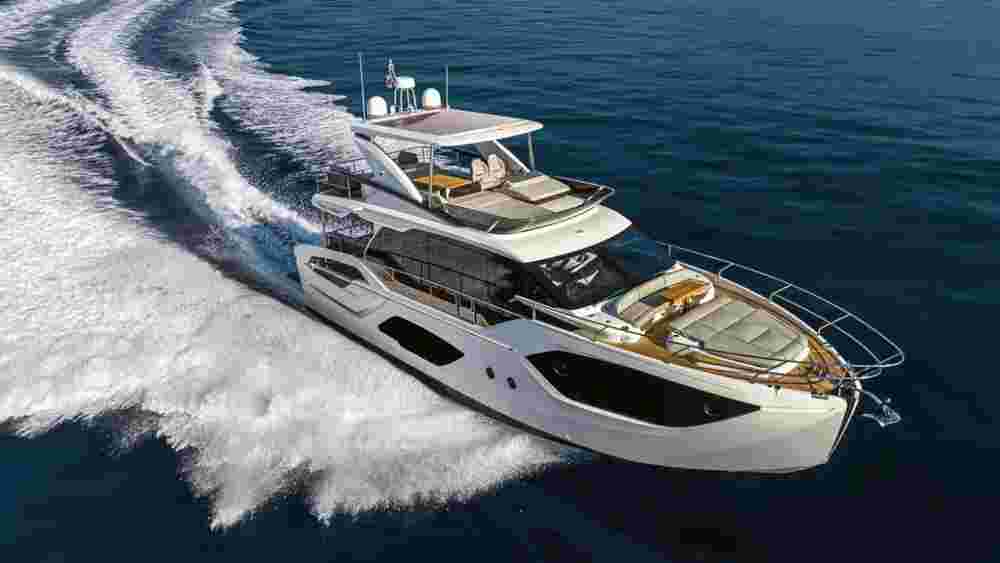 2025 Absolute 52 FLY