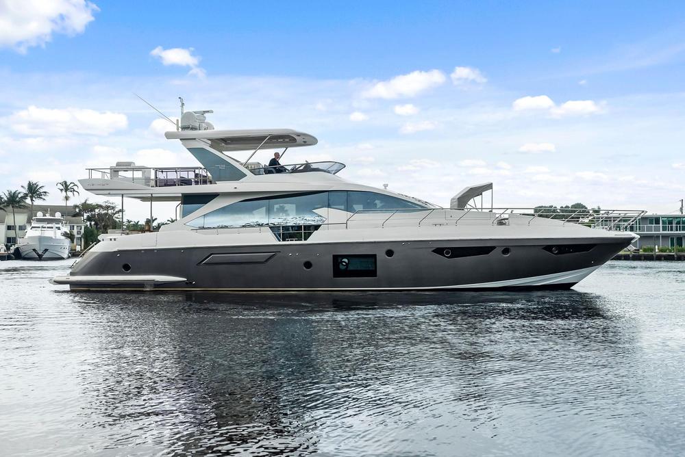 2017-azimut-72-flybridge-power-9707783-20250307095821657-1_XLARGE.jpg