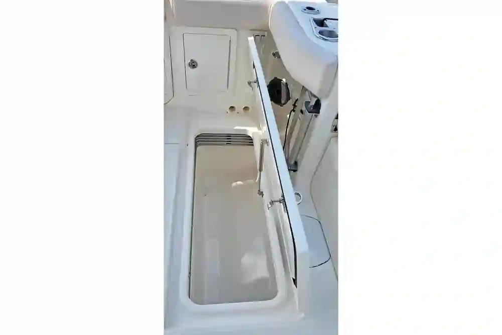 Boston Whaler 405 Conquest For Sale