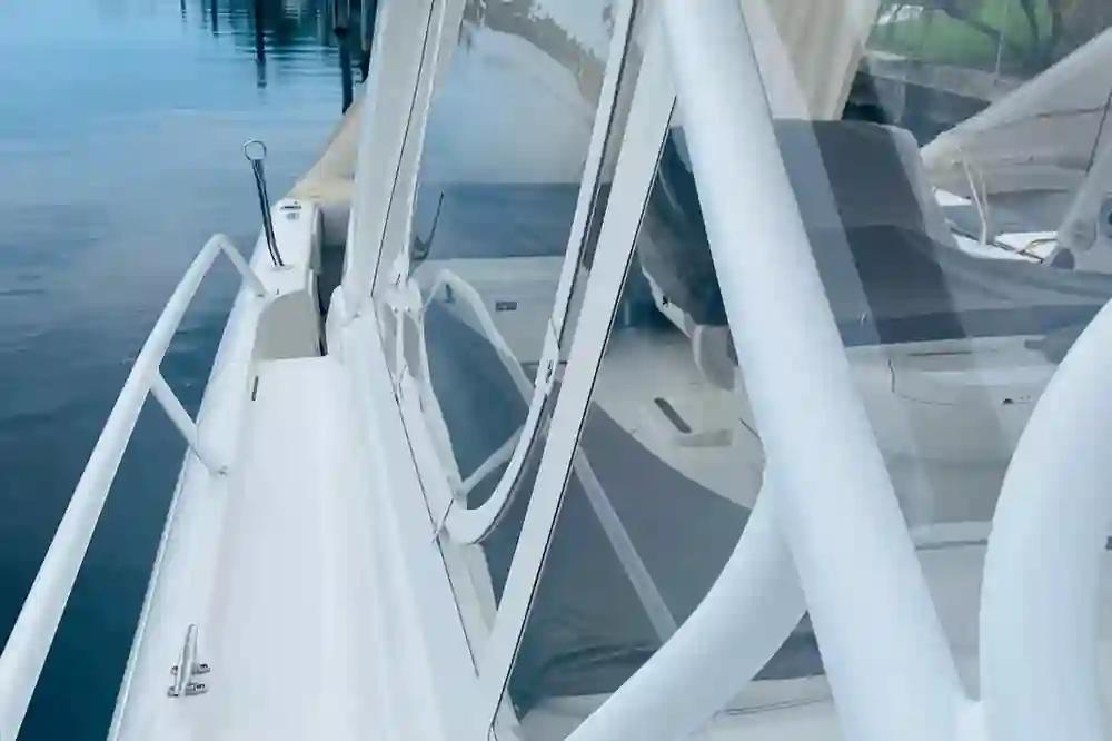 Intrepid Powerboats 390 Sport Yacht For Sale