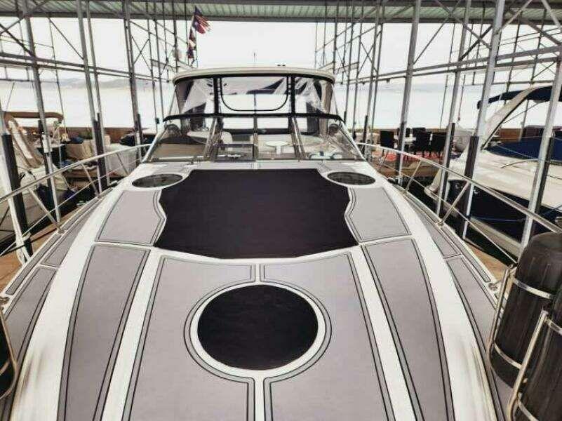Regal 4460 Commodore For Sale