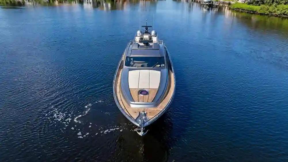 Pershing 74 te koop