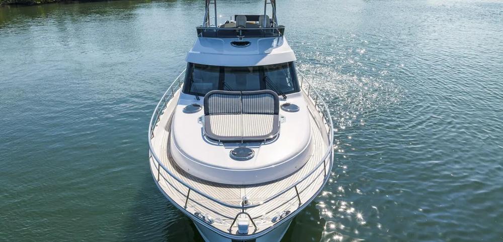 2025 Riviera Belize 54 Daybridge