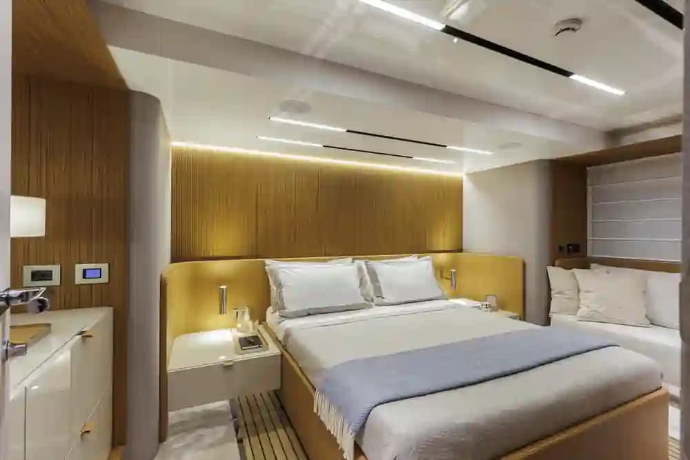 2026 Cranchi Sessantadue 62 for Sale in Fort Lauderdale, Florida Flybridge 3