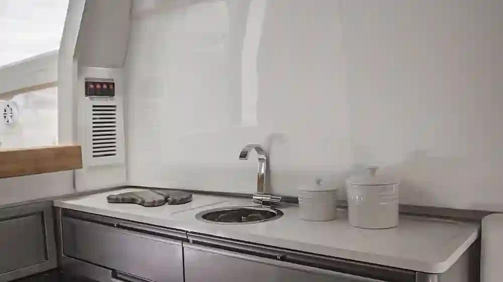 Schaefer Yachts V33 zum Verkauf