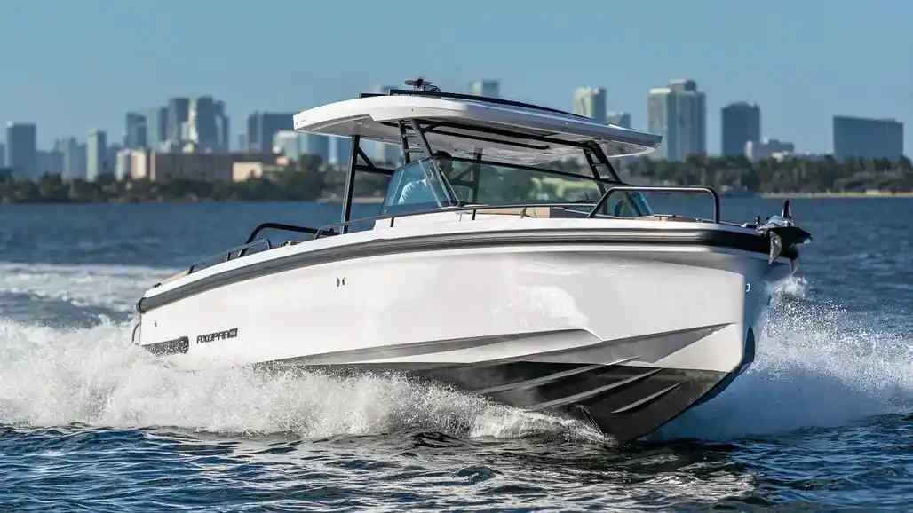 Yacht