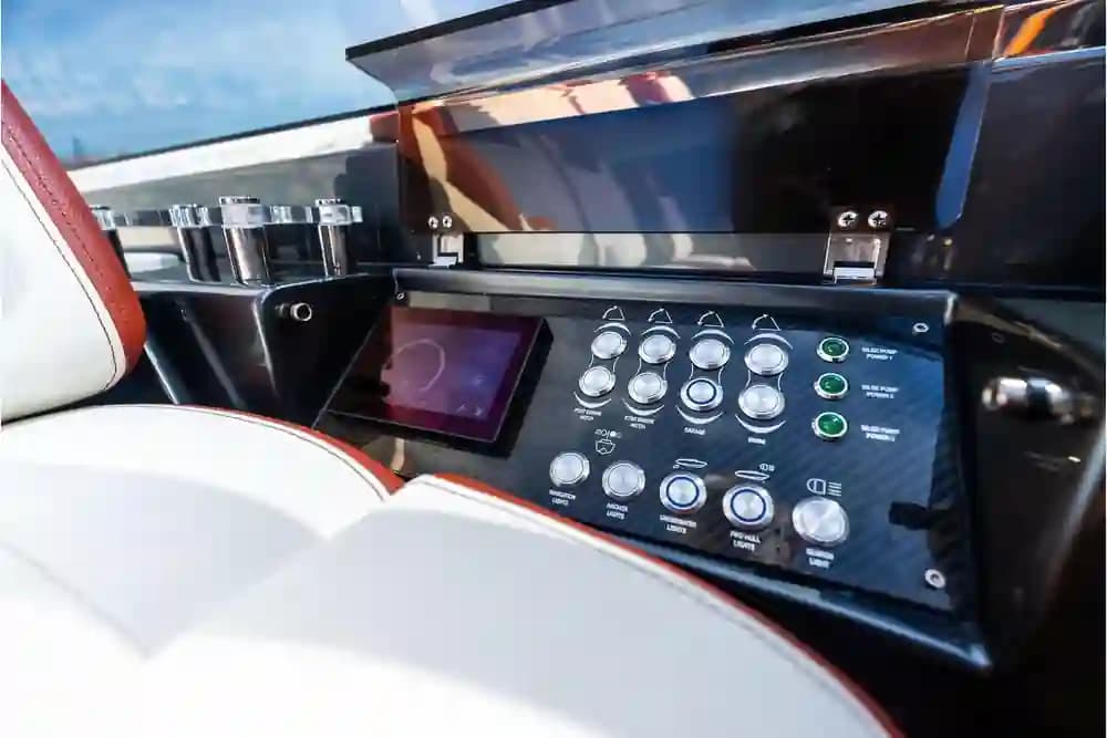 2023 Riva Rivamare 38 zum Verkauf in Miami Beach, Florida Runabout 4