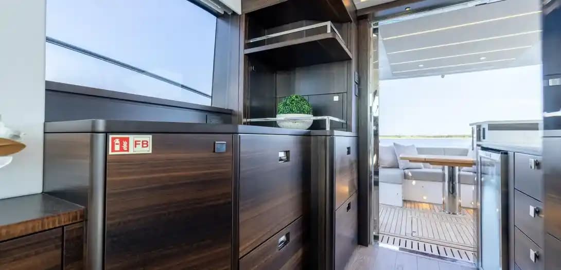 Sunseeker Manhattan 55 for Sale