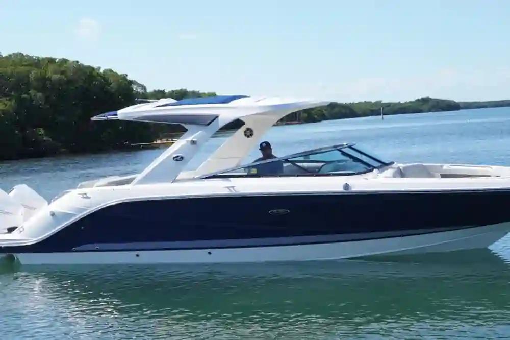 Sea Ray SLX 310 Outboard a la venta