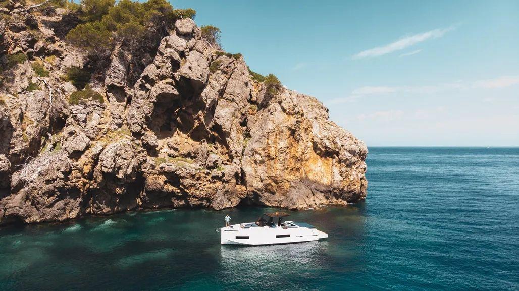 De Antonio Yachts D50 Open For Sale