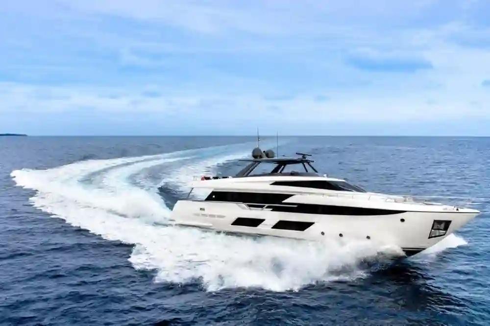 Ferretti Yachts 920 For Sale