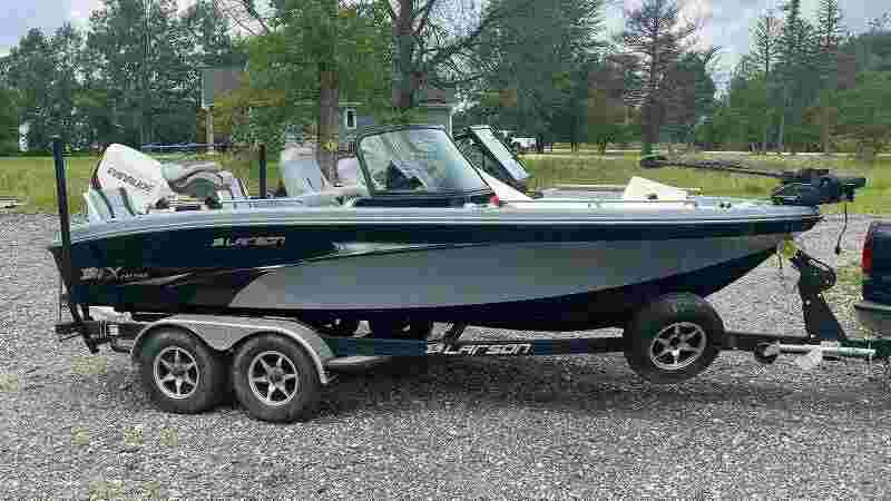 2018 Larson FX 1850 DC