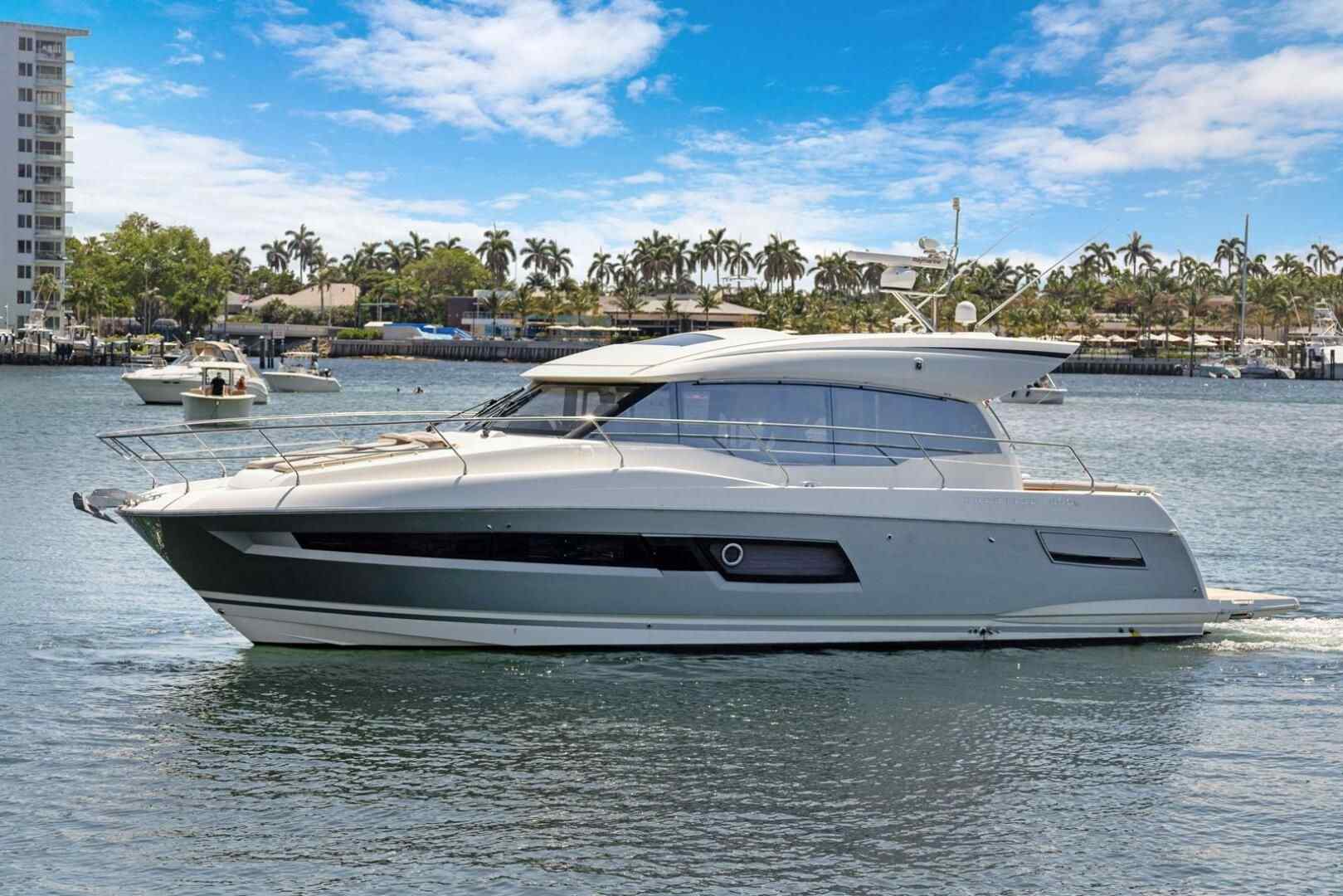 Yacht