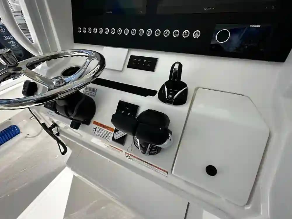 2024 Regulator 28 for Sale in Bonita Springs, Florida Center Console 2
