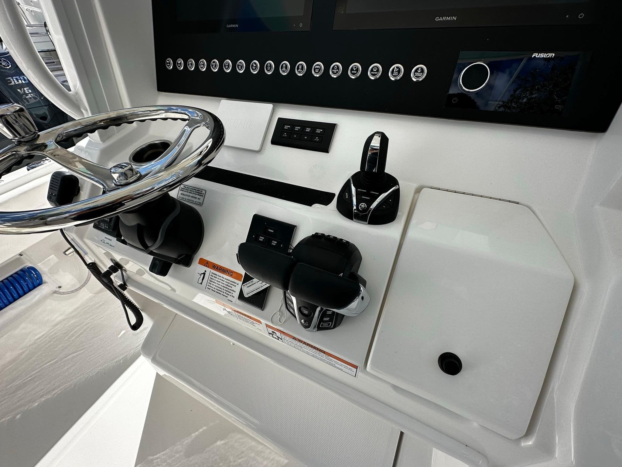 2024 Regulator 28 for Sale in Bonita Springs, Florida Center Console 2