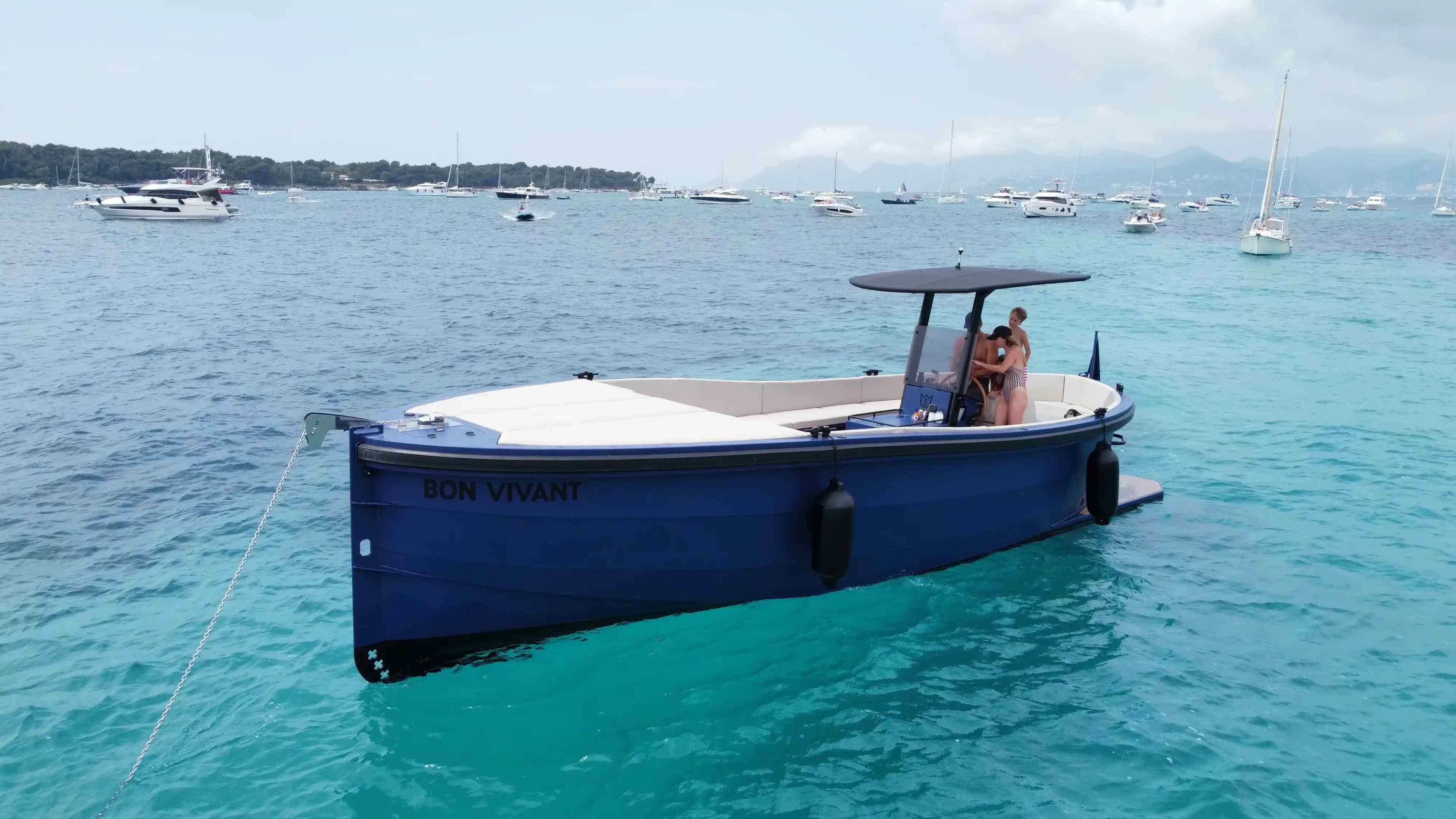 Yacht