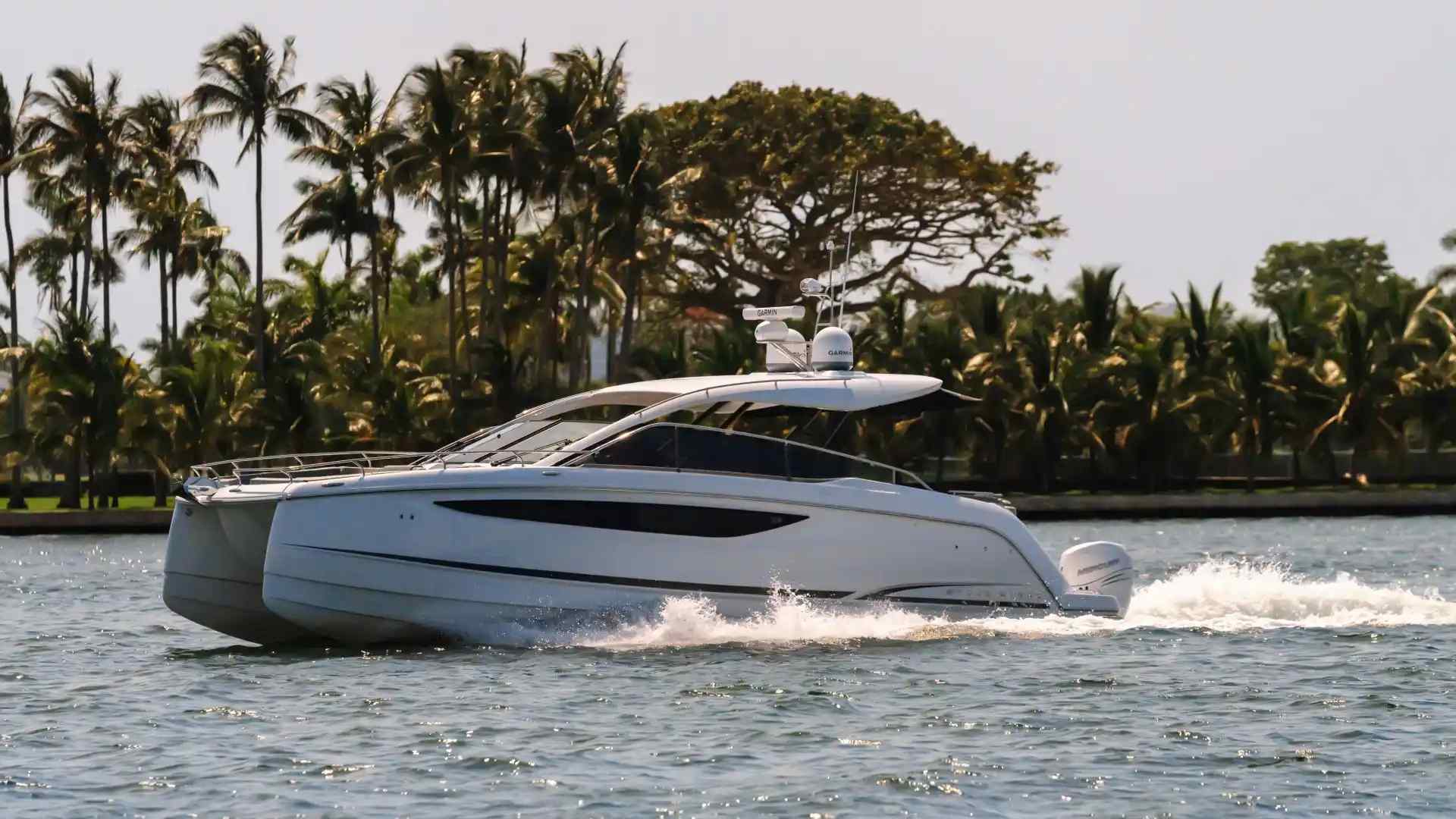 Yacht
