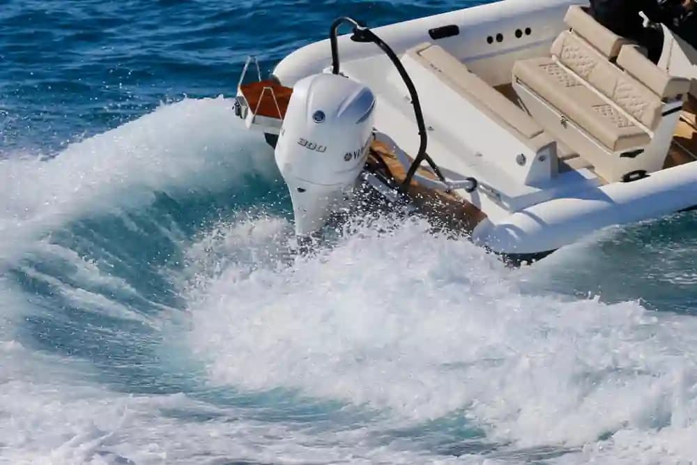 2025 Technohull GT7 Sold in Miami Beach, Florida Center Console 4