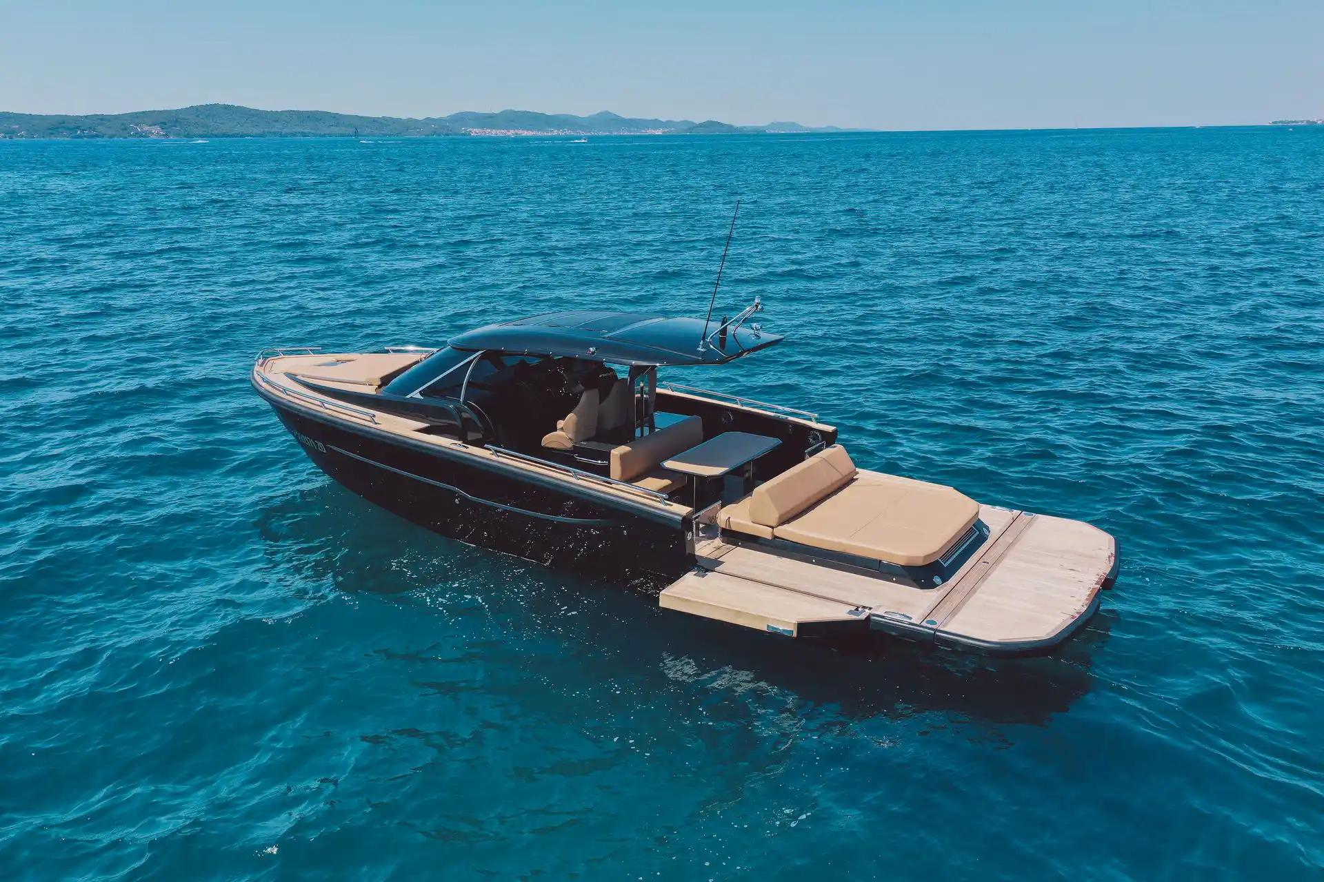 Focus Motor Yachts Forza 37 For Sale