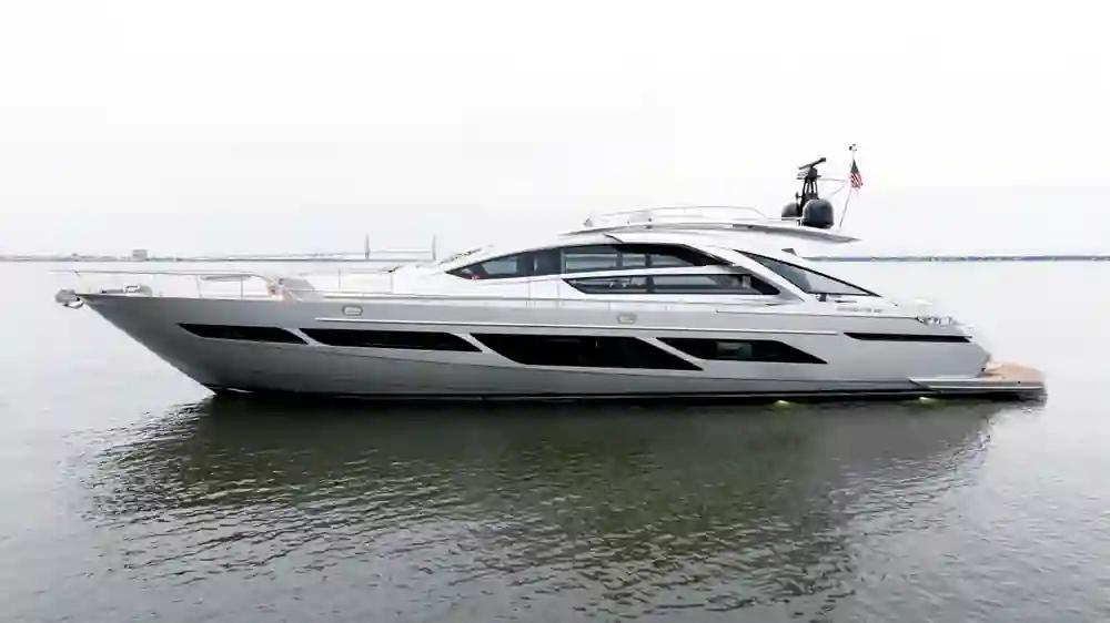 Pershing 9X zum Verkauf