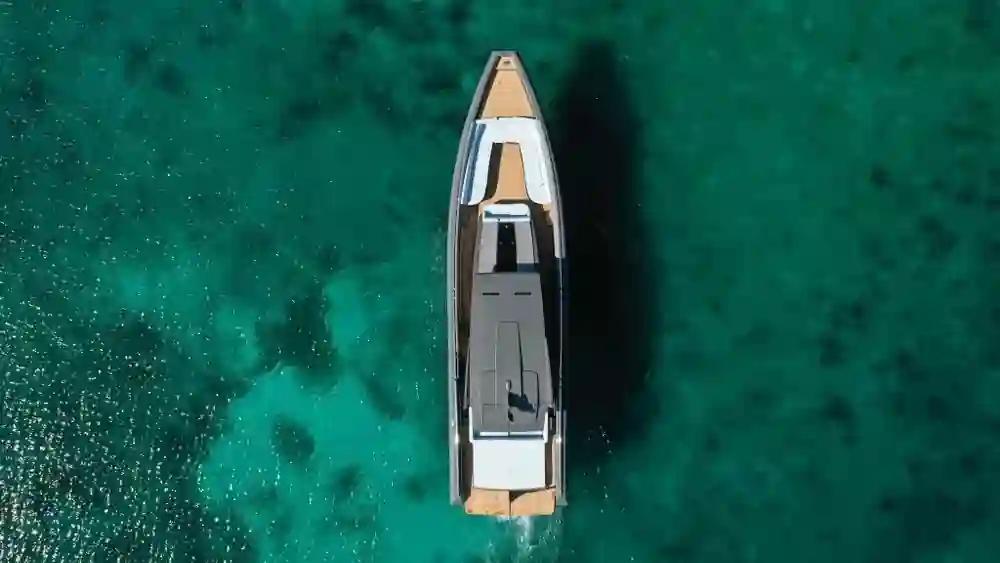 Novamarine Black Shiver 160 - Sterndrive a la venta