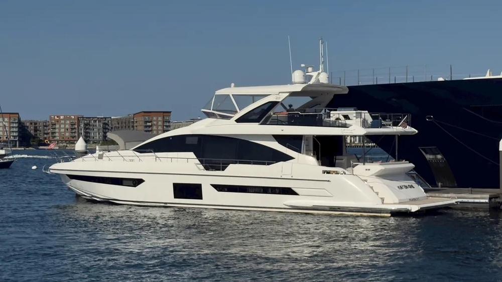 2022 Azimut Grande 25 Metri