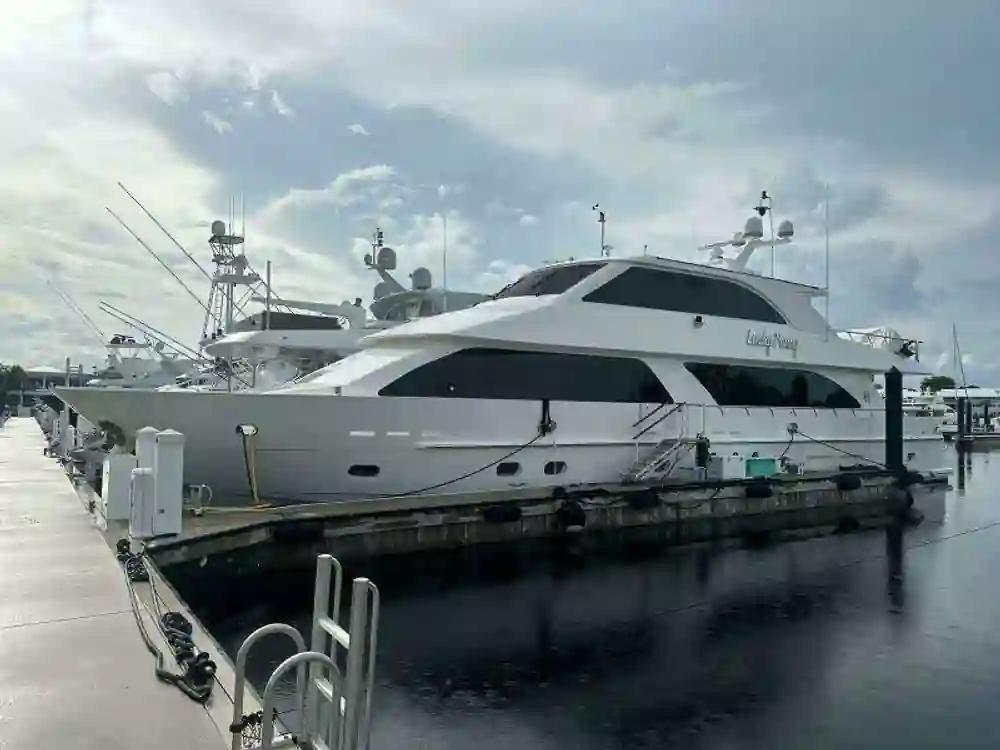 Hargrave 94 Sky Lounge For Sale