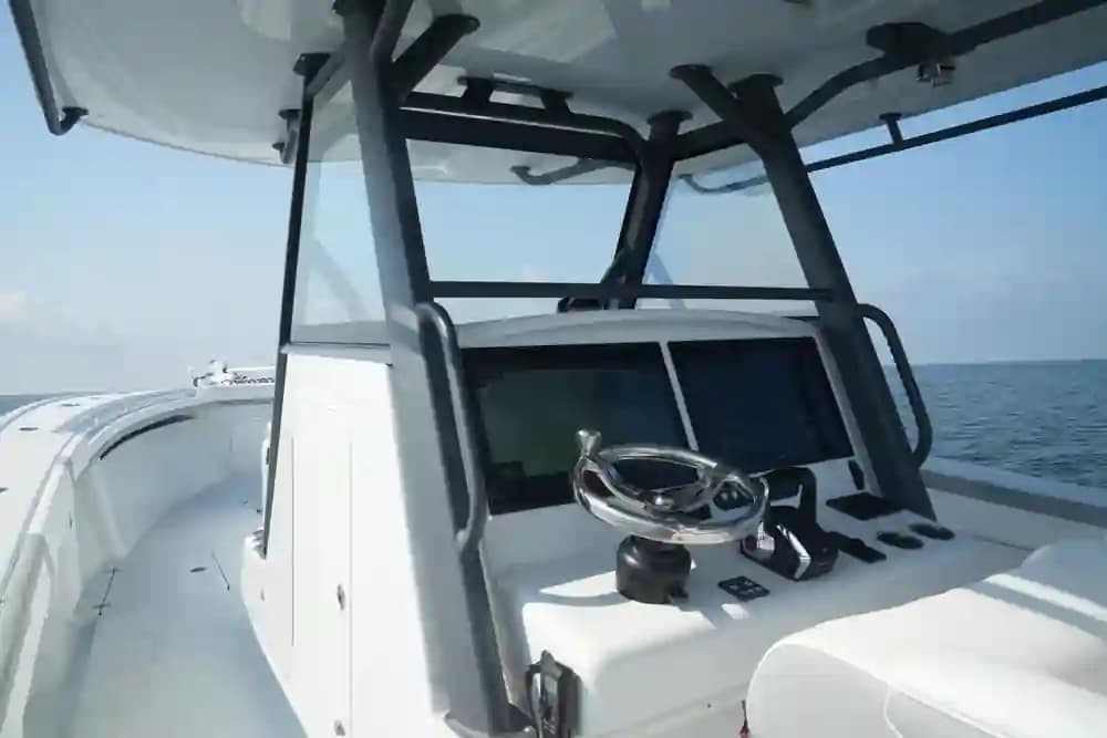 2023 Yellowfin 39 Offshore Sold in St. Petersburg, Florida Center Console 2