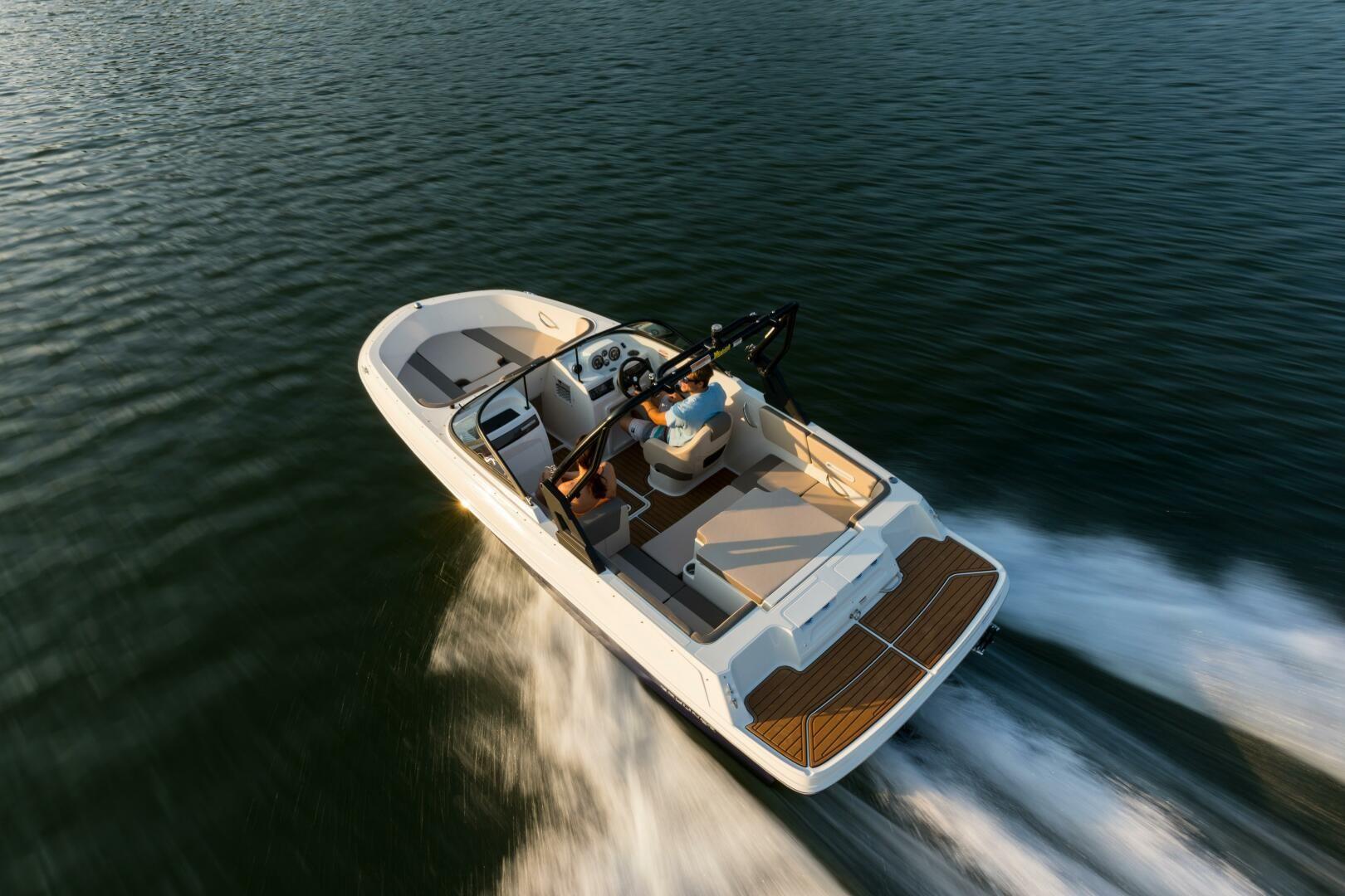 Bayliner VR4 Outboard For Sale