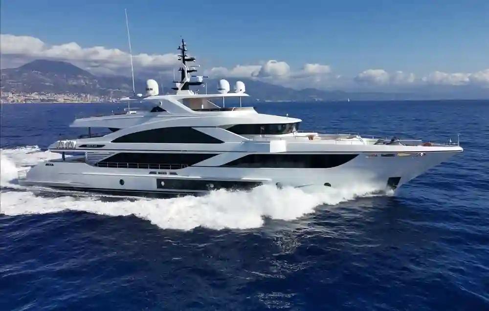 Majesty Yachts 140 For Sale