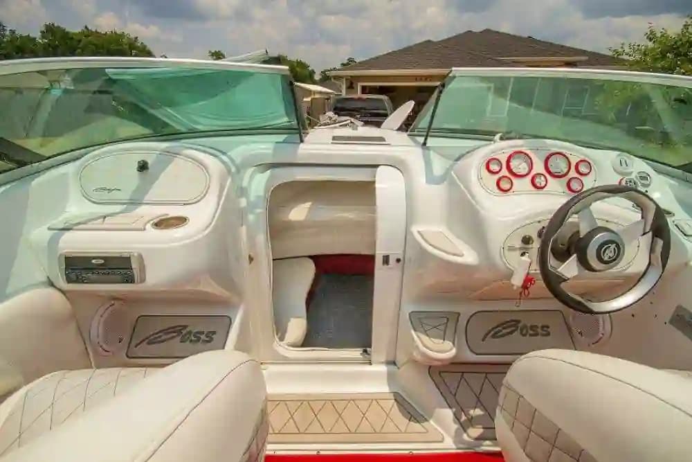 1999 Baja 272 Boss for Sale in Pace, Florida Cuddy Cabin 3