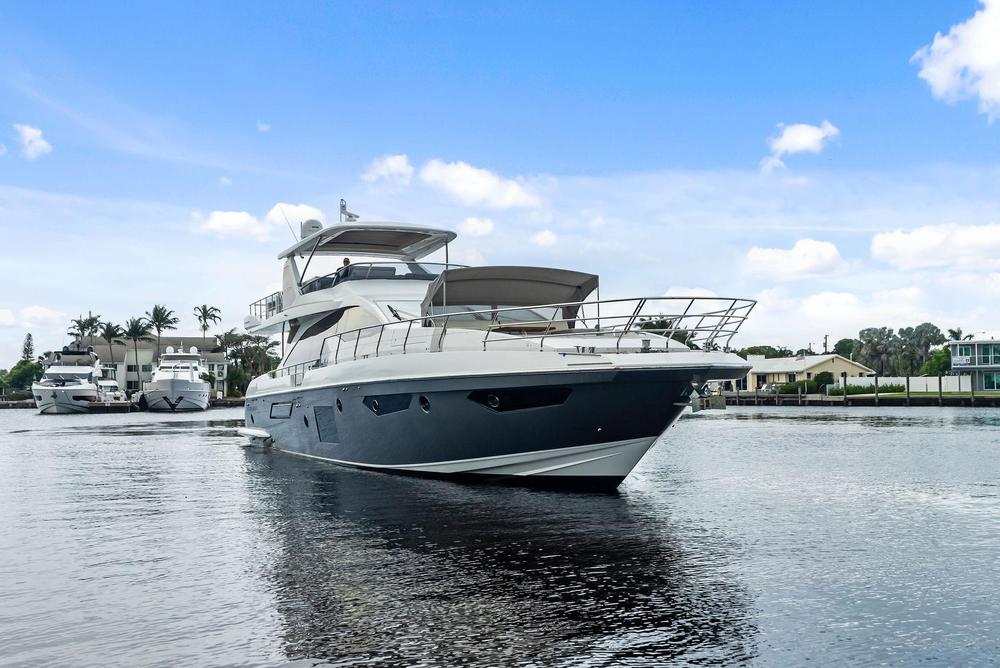 2017-azimut-72-flybridge-power-9707783-20250307095823470-1_XLARGE.jpg
