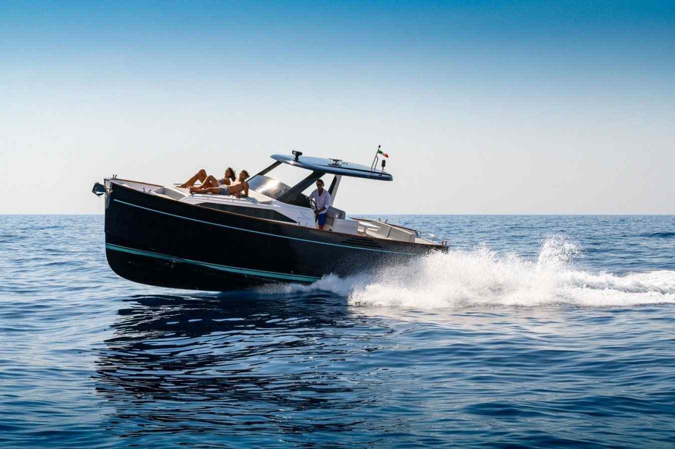 Yacht