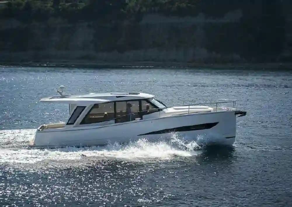 Greenline Yachts 39 for Sale