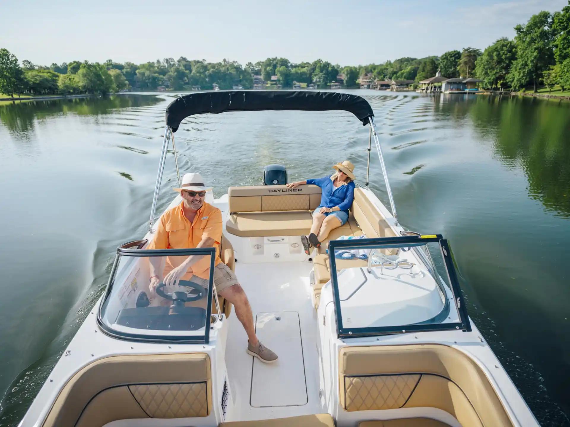 Bayliner D22 zum Verkauf