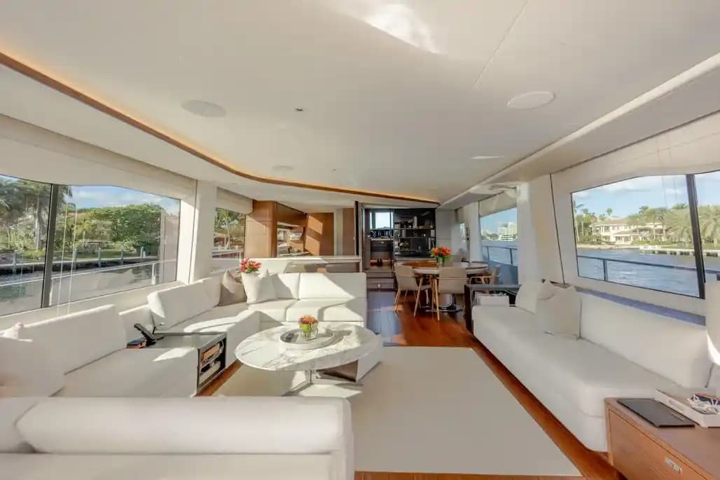 2022 Princess Yachts Y85 Sold in Miami Beach, Florida Flybridge 4