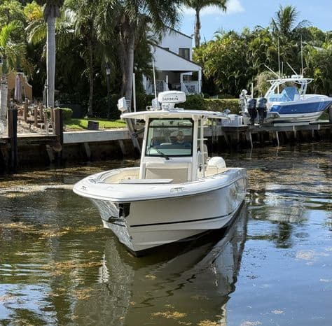 Boston Whaler 330 Outrage for Sale