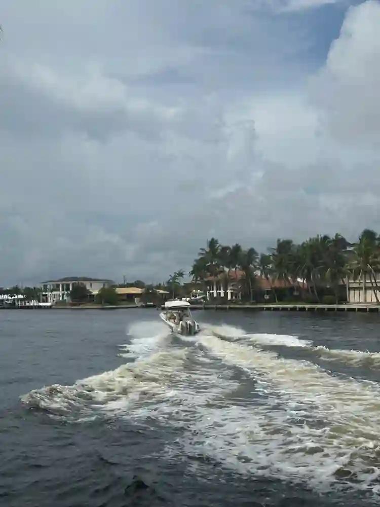 Chris-Craft Calypso 26 For Sale