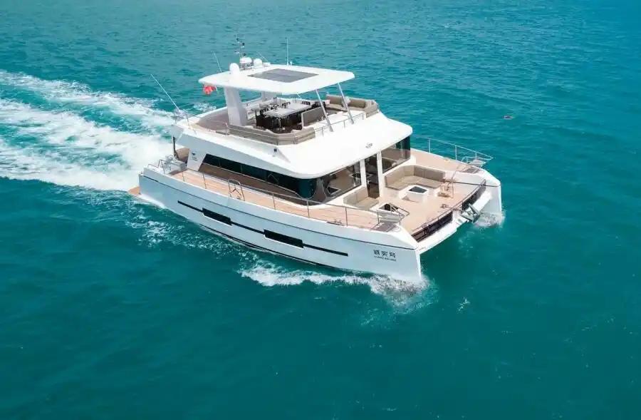 Diamond Yachts EF56 Power Catamaran For Sale