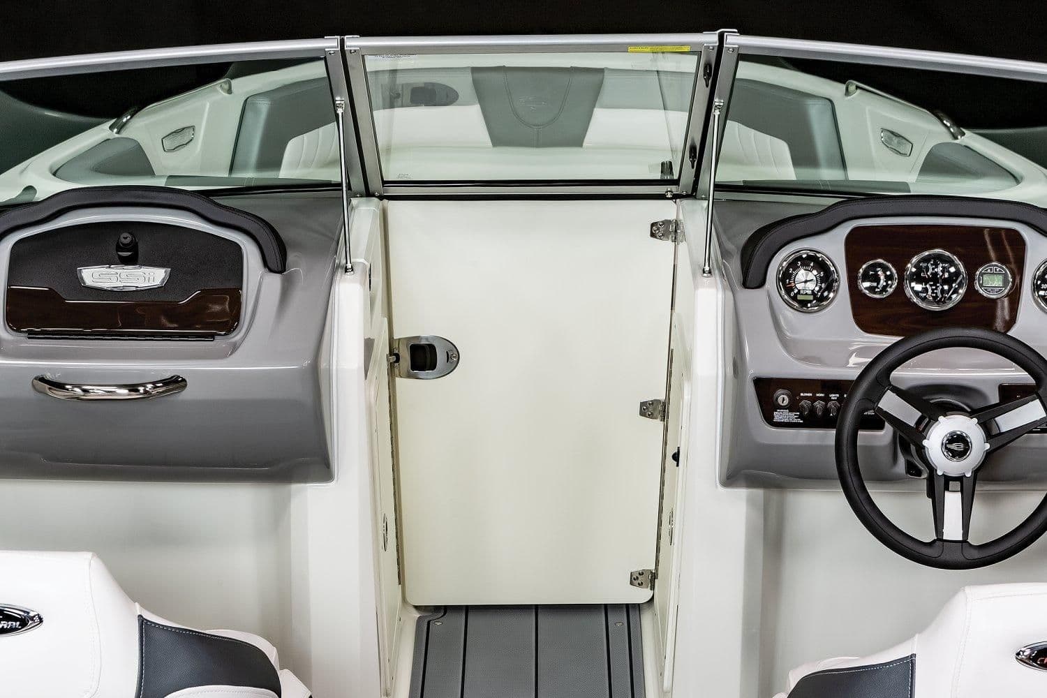 2025 Chaparral 21 SSi for Sale in Traverse City, Michigan Bowrider 4