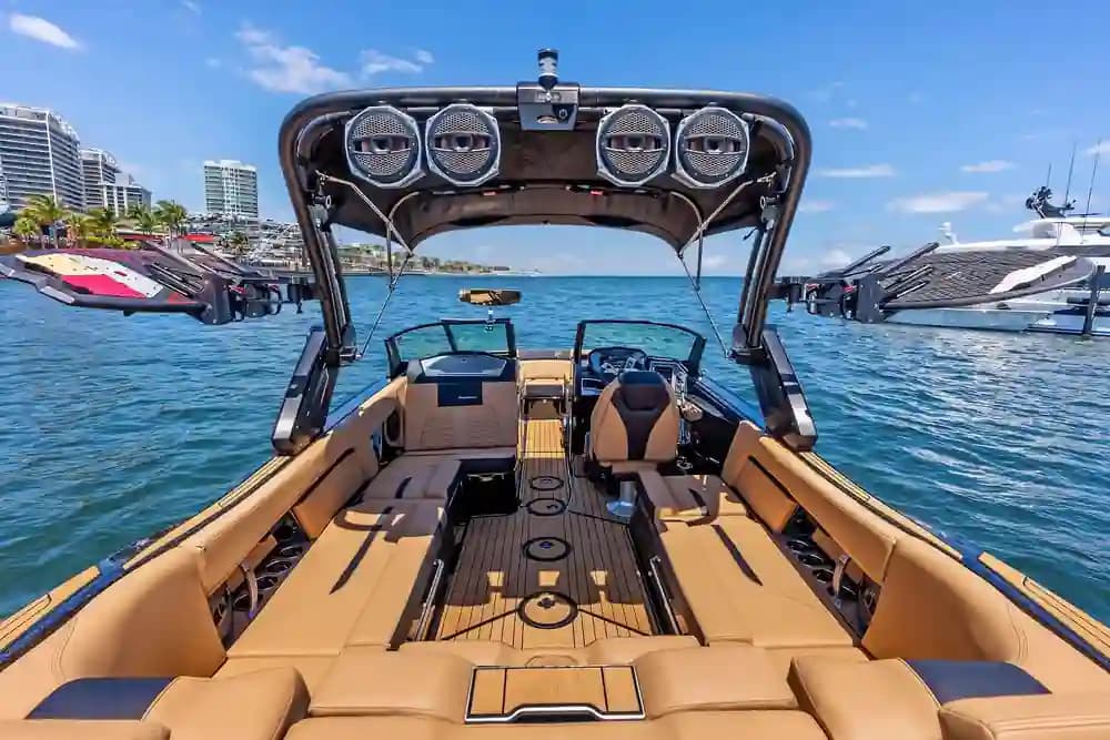 2024 MasterCraft X24 in vendita a Miami, Florida Ski Boat 3