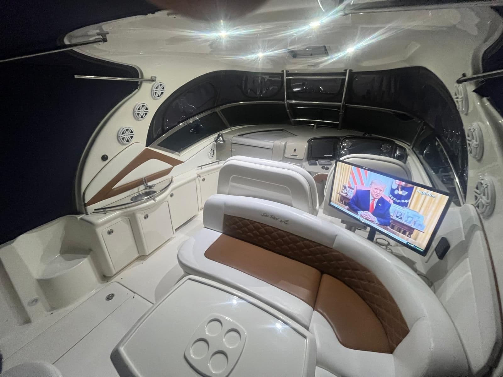 2008 Sea Ray 40 Sundancer for Sale in Key Largo, Florida Motor Yacht 5