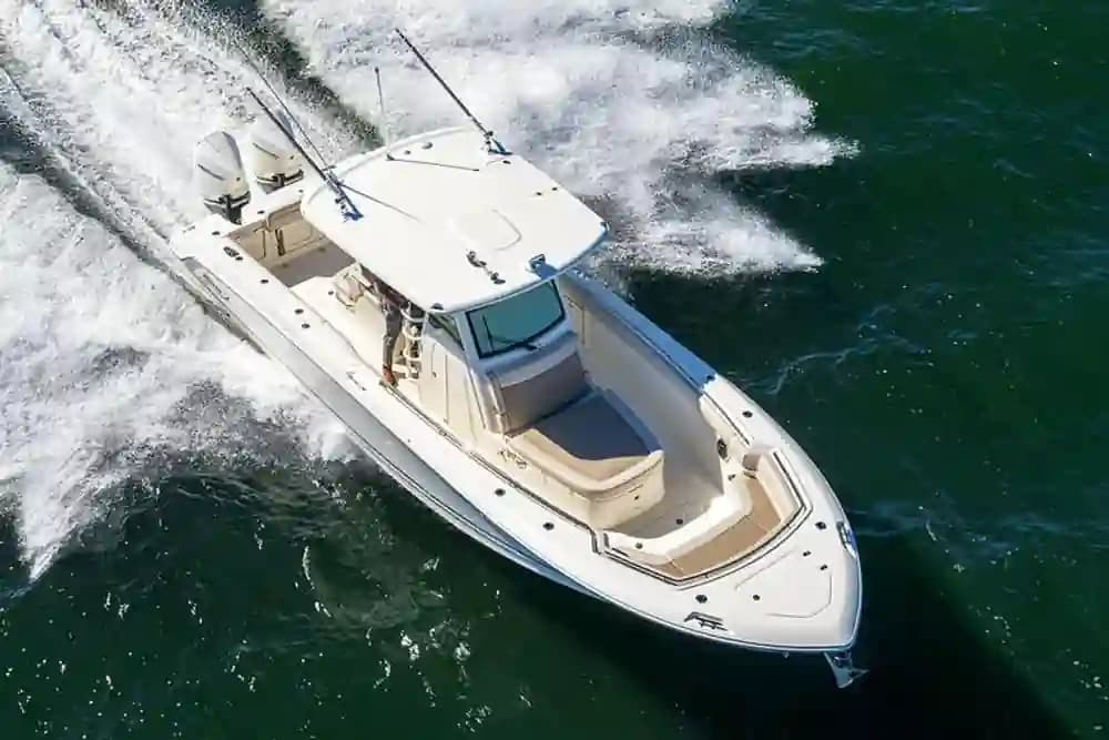 Boston Whaler 330 Outrage for Sale