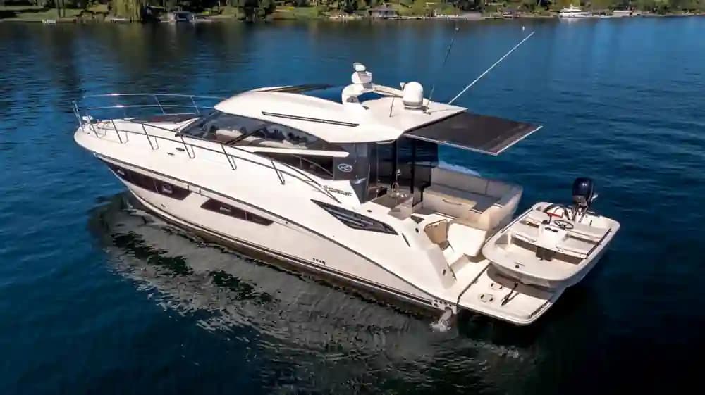2015 Sea Ray Sundancer 470 Sold in Kirkland, Washington Express Cruiser 4