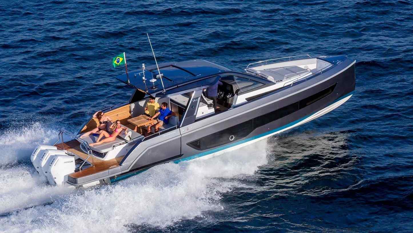 Yacht