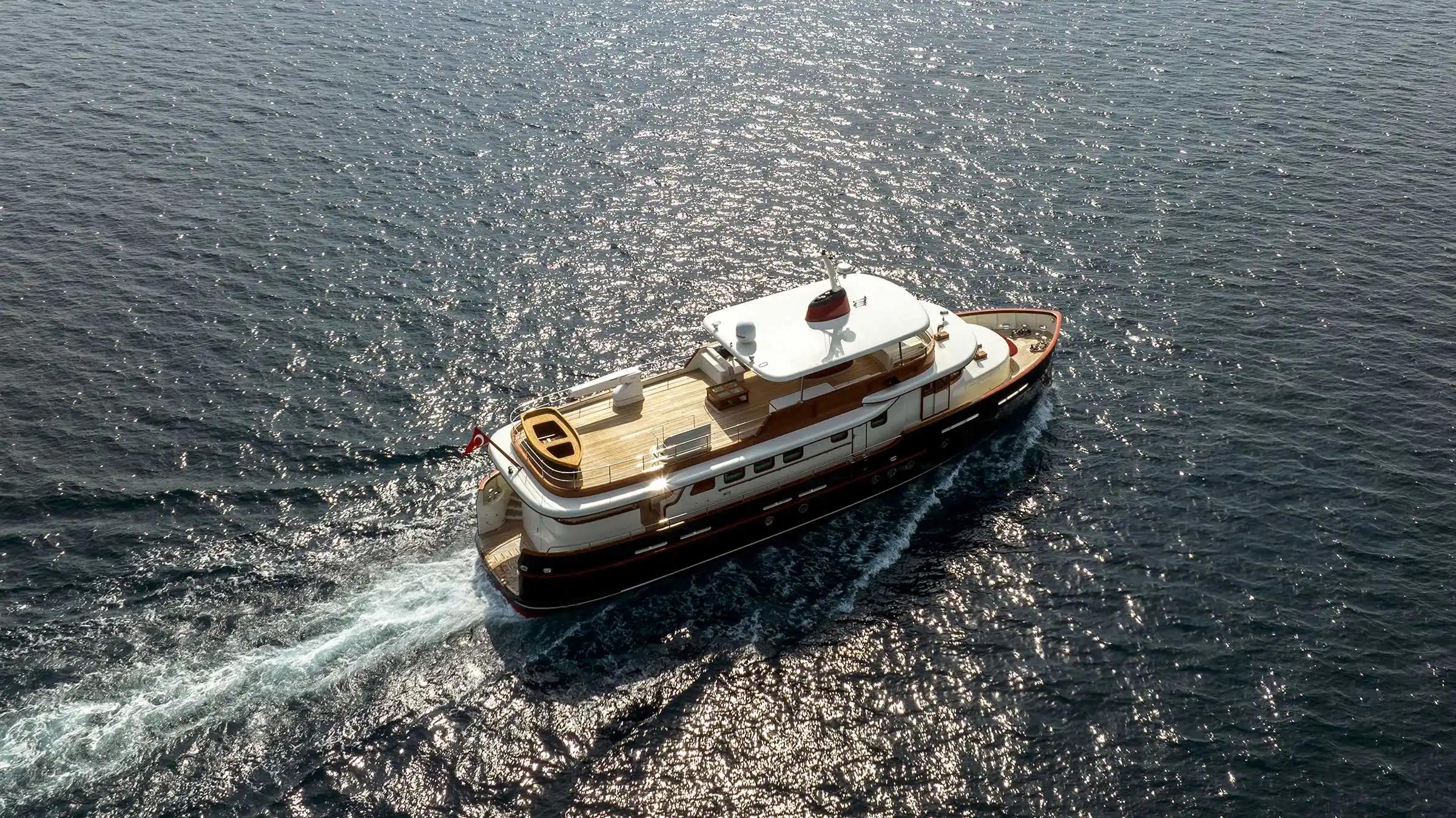 Monarch Yachts Classic 80 For Sale