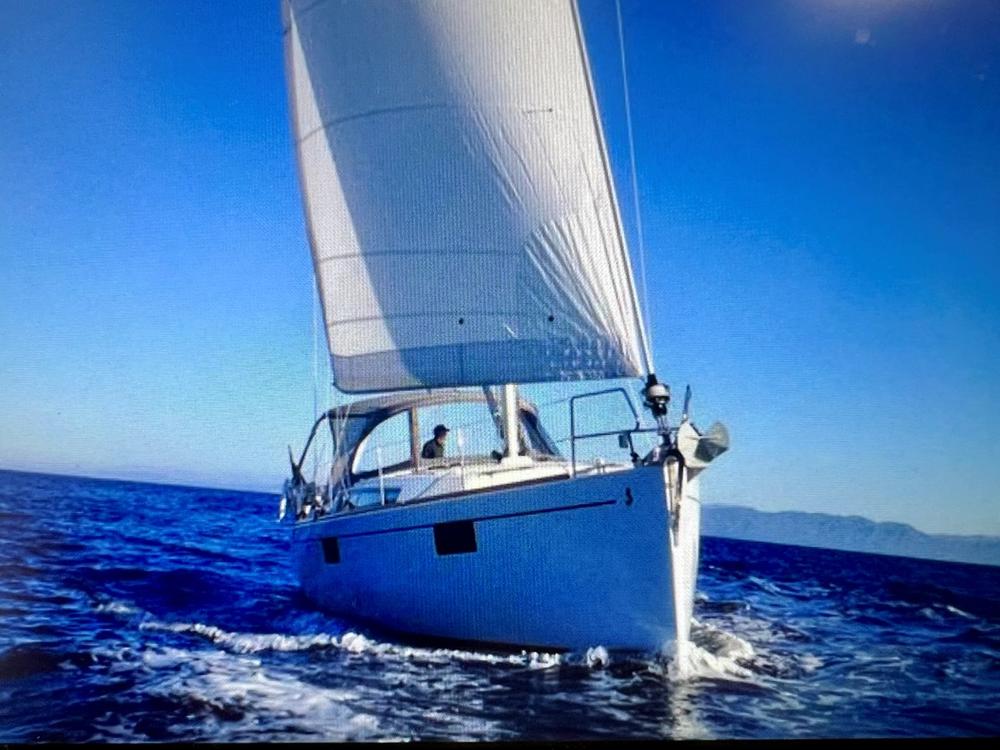 2013 Beneteau Oceanis 48