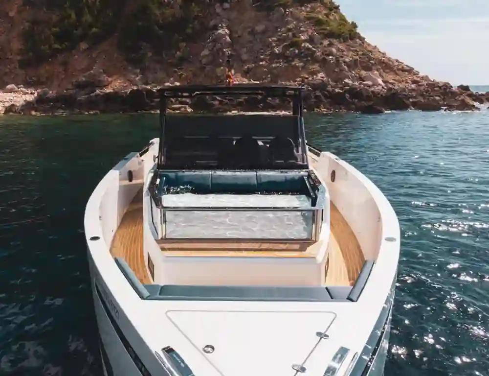 De Antonio Yachts D50 Open For Sale