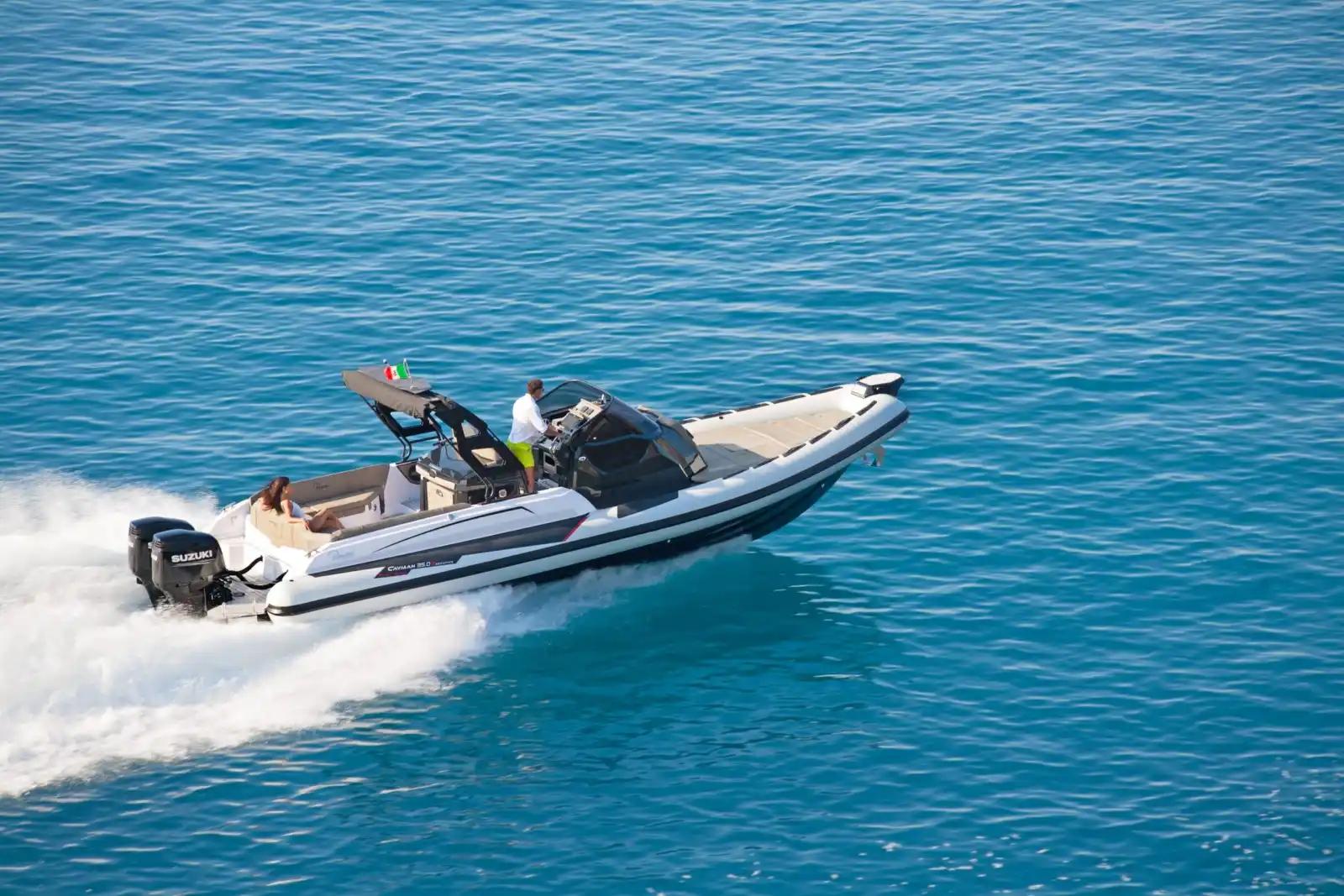 Ranieri International Cayman 35 Executive For Sale